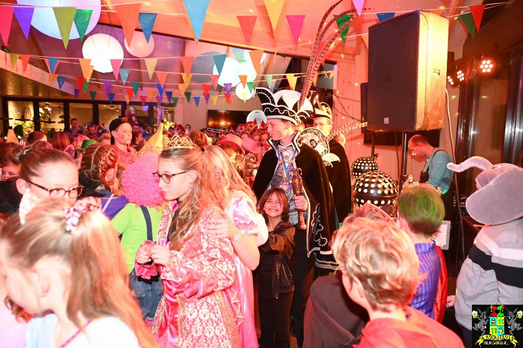 ../Images/Jeugddisco Middeleeuws Carnaval 055.jpg